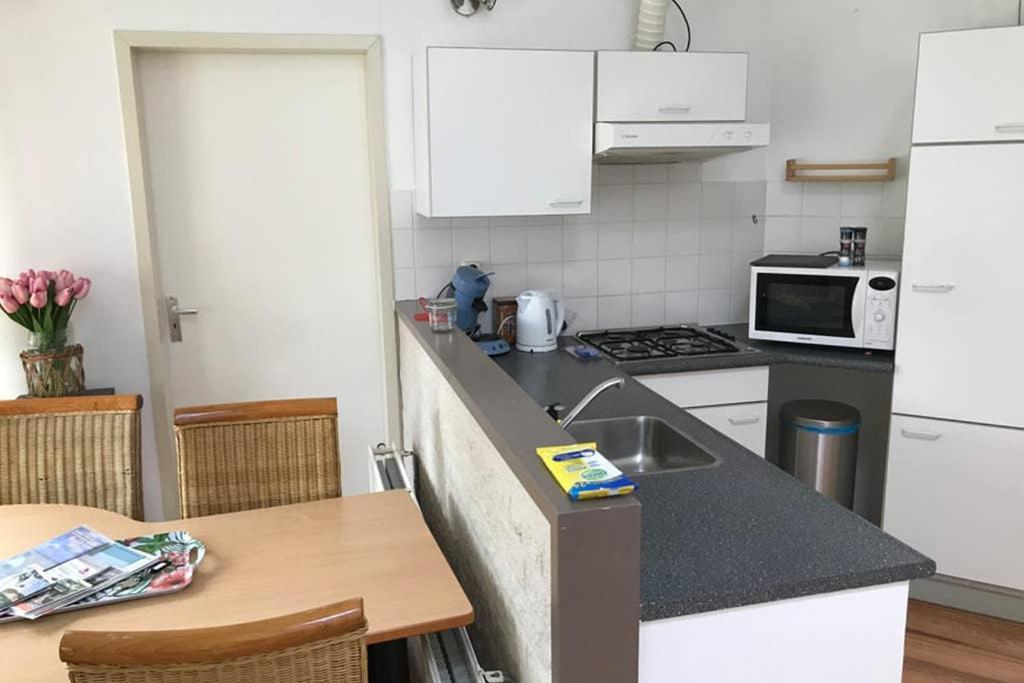 Rustig Gelegen Bungalow In Mooi Havelte Bagian luar foto