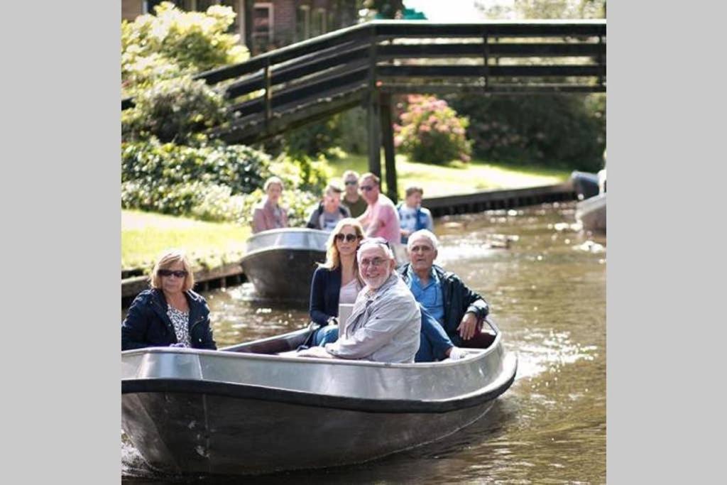 Rustig Gelegen Bungalow In Mooi Havelte Bagian luar foto